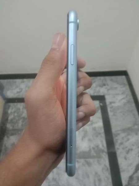 Iphone XR 64 Gb Non Pta Waterpack 4