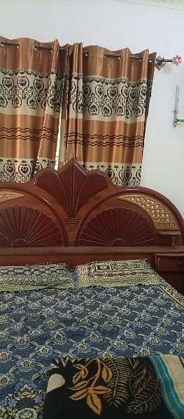 Bed set with dressing 1