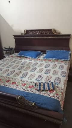 wooden bed mattress with dressing table 0