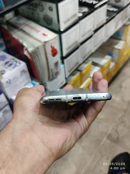 One Plus 8T For Sale Dual Official 3 Panel Lines 3