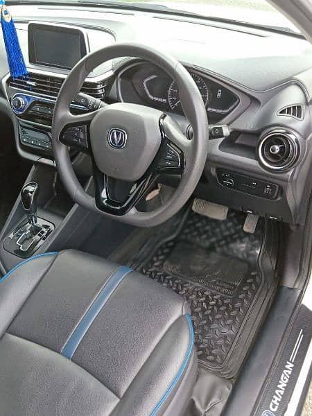 Changan Alsvin 2021 (1.5 DCT Comfort) 4