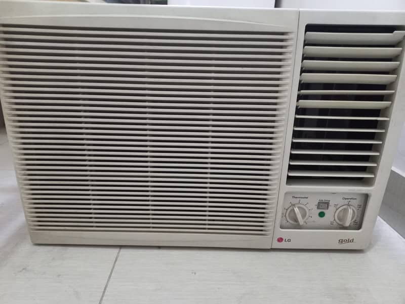 LG Gold Window Air Conditioner - 1 Ton for Sale 0