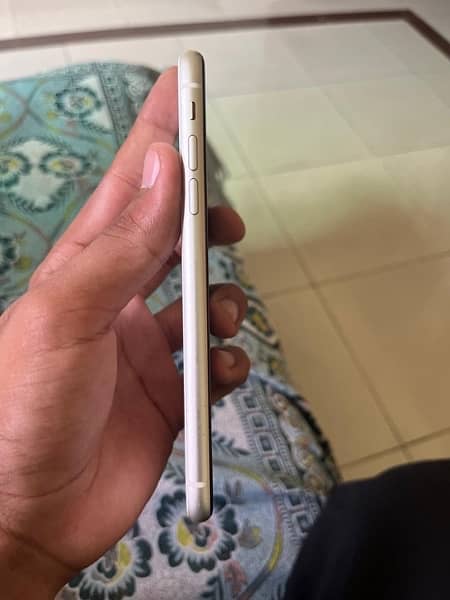 iphone 11 factory 64gb 3