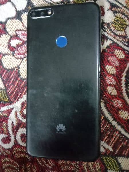 Huawei Y7 prime 4