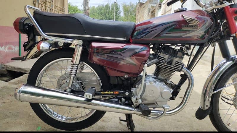 selling honda 125cc model 4