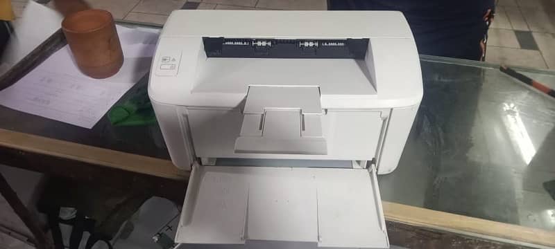 hp laser jet pro M15a 1