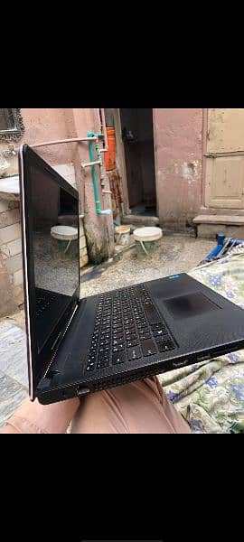 dell Laptop 3