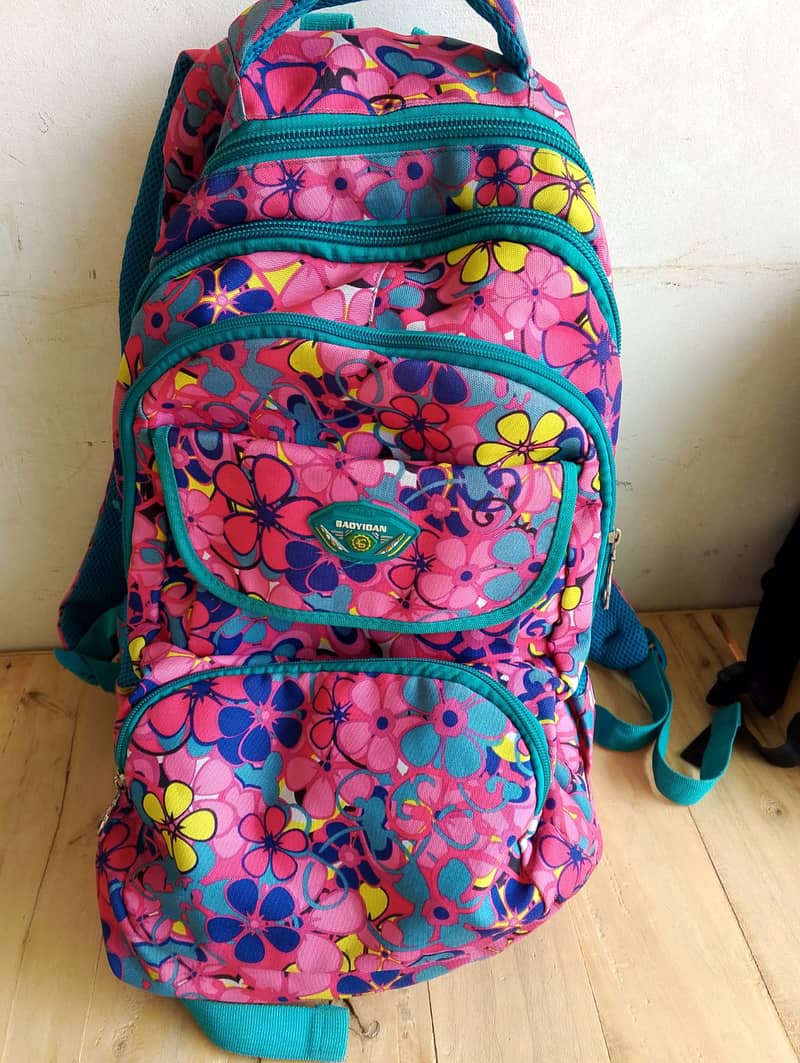 School bag 4