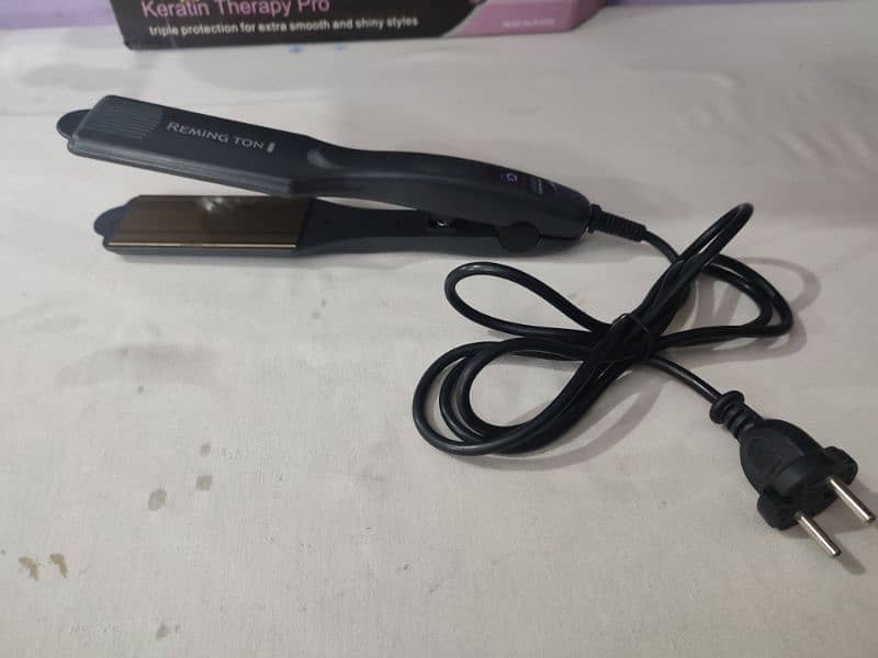 Remington hair straightener for sale 1