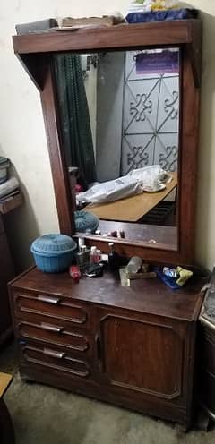 dressing table