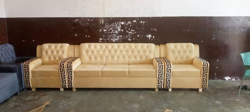 5  seater soFa set available for sell 2