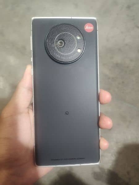 Leica Leitz phone 1 1