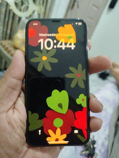 Iphone XS 256GB dul sim 10/10 approved 4