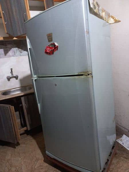 Dawlance fridge 0