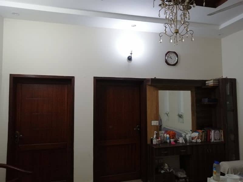 Centrally Located 5 Marla House for Sale in Pia Society 6