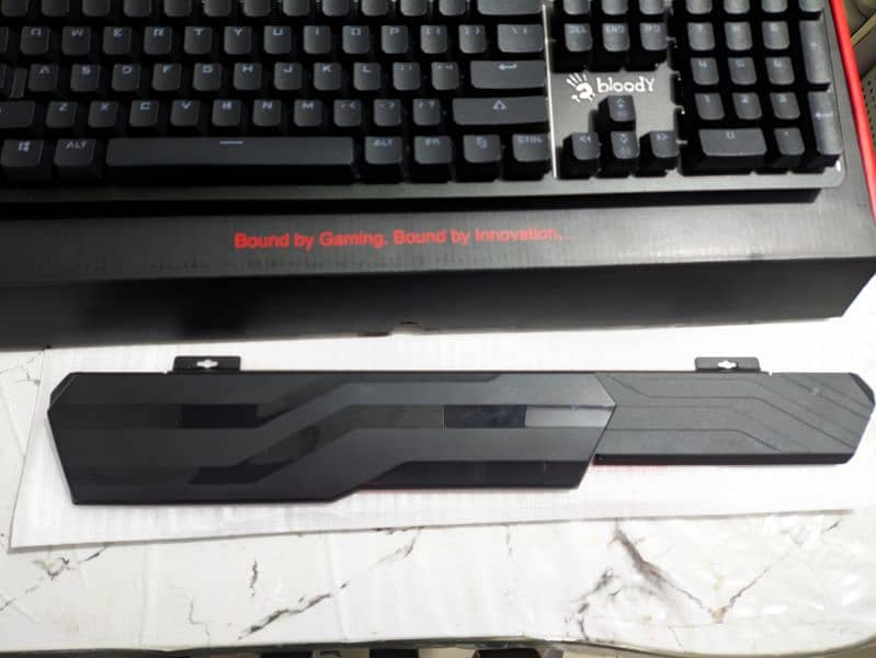 Bloody B975 Mechanical Gaming RGB Keyboard 3