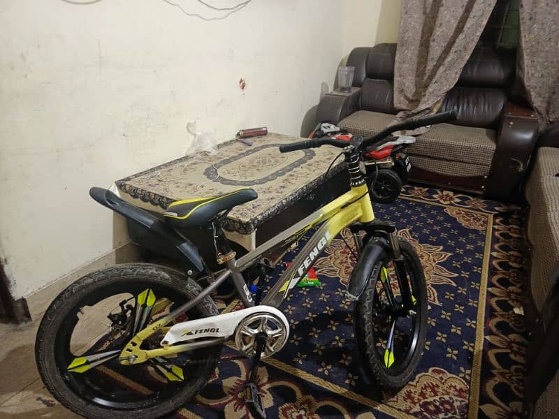 for sale boy rim cycle 2 month used 6