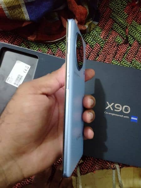 vivo x90 2