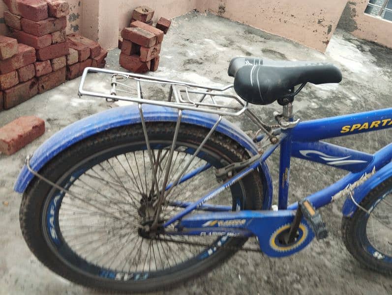 bicycle for teenage kids available in best condition for sale 5