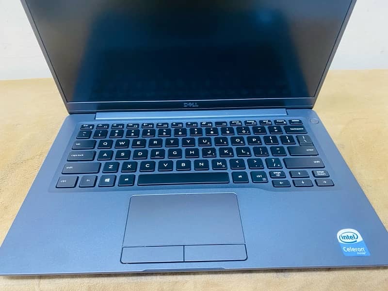 Dell latitude 5400 i5 8th gen 9