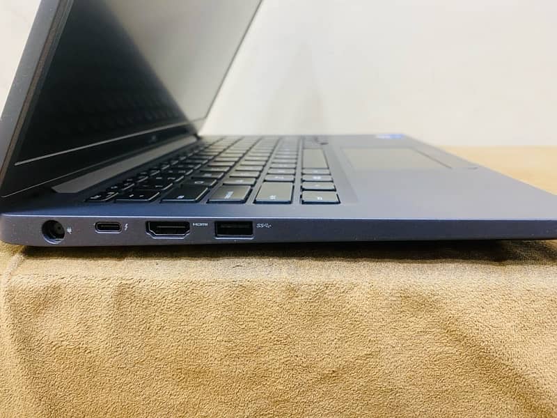 Dell latitude 5400 i5 8th gen 12