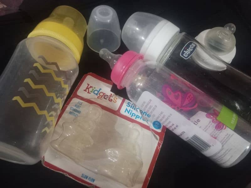 Tommee Tippee and Canpol Babies Feeding bottles 8