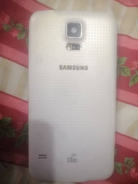 Samsung Galaxy S5 1