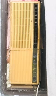 Corona Windows Ac Portable 110 working good condition