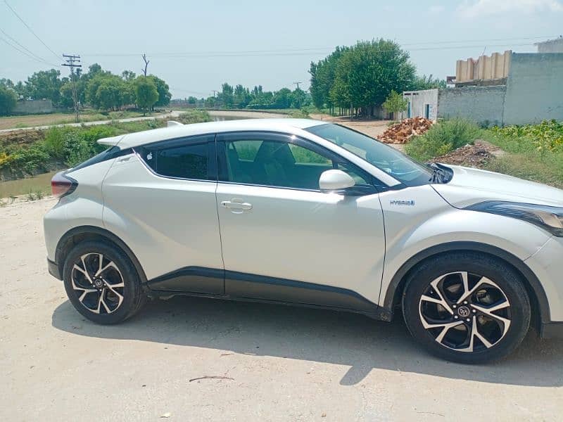 Toyota C-HR  G Led 5