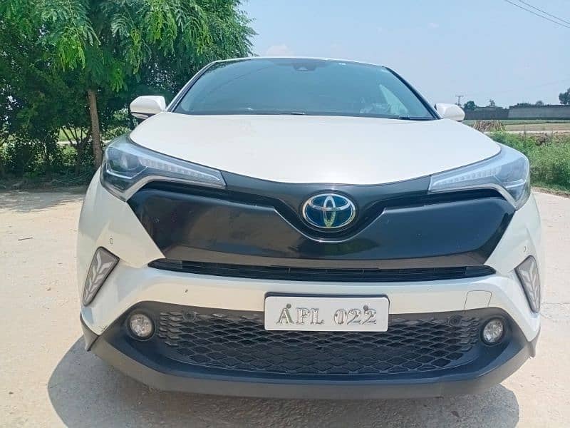 Toyota C-HR  G Led 14