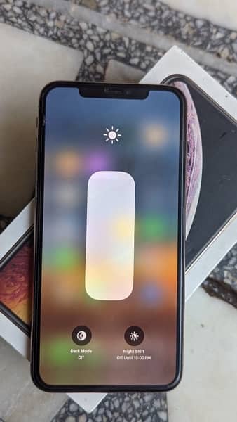 iPhone XSMAX PTA APPROVED WITH BOX 64gb 2