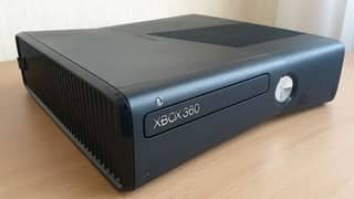 Xbox 360 (80+ pre Installed games)