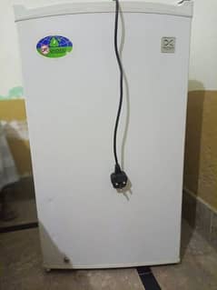 Mini Fridge For Home or office Use 0