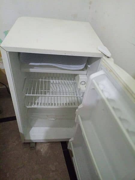 Mini Fridge For Home or office Use 2