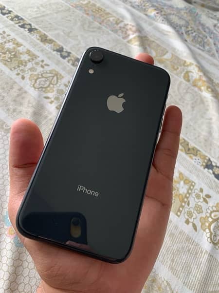 Apple iPhone XR 128gb space gray 0