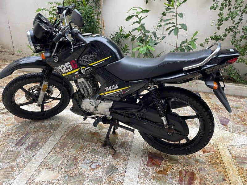 Yamaha YBR 125G Model 2020 5