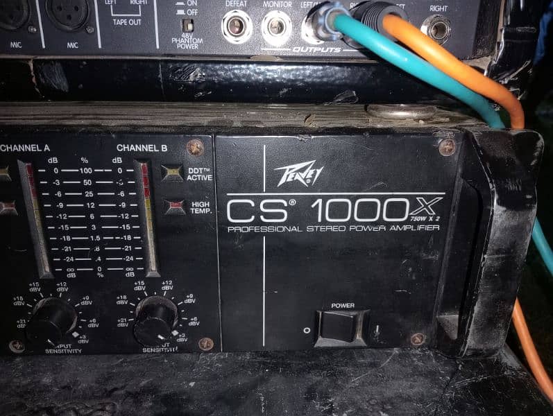 Peavey CS1000 Power Amp 1