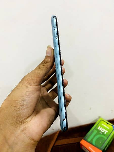 Infinix Hot 10 Play (4/64) With Box 14