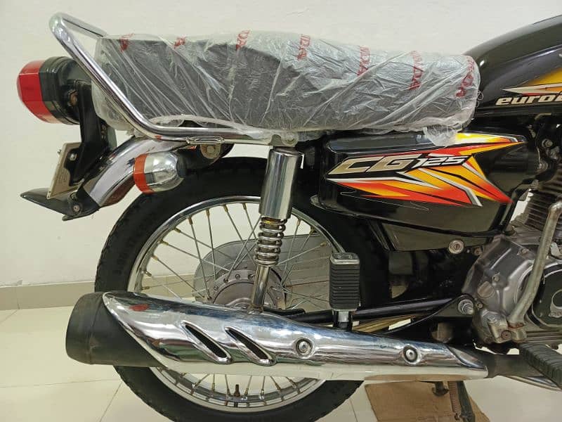 HONDA CG-125 MODEL 2021 4