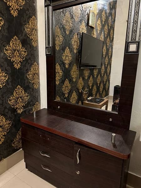 3 piece Bedroom set 4