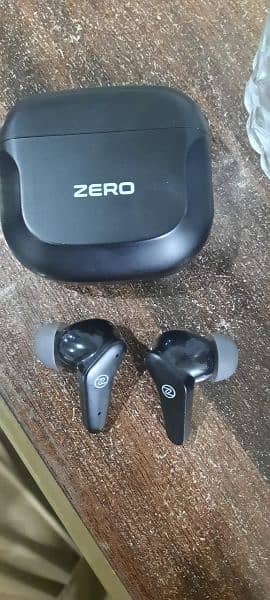 Quantum earbud 1 day use 1