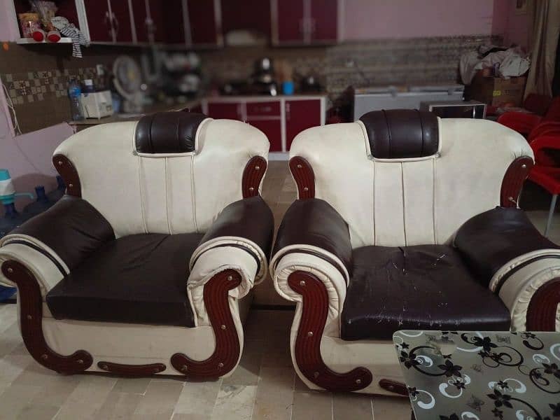 5 seater Rexine sofa set 0