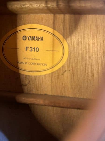 Yamaha F310 Acoustic Guitar for sale 1