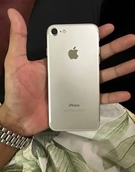 IPhone 7 32GB jv PTA Urjent sale 0