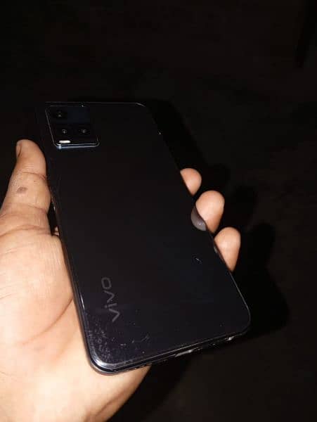 Vivo y33s 8+4 128 pta blocked only ufone SIM working,phone + chager 4