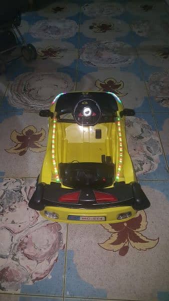 Baby rechargeable Electric car. 4