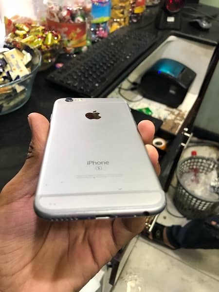 iPhone 6s for sale 32gp non pta battery health 100 3