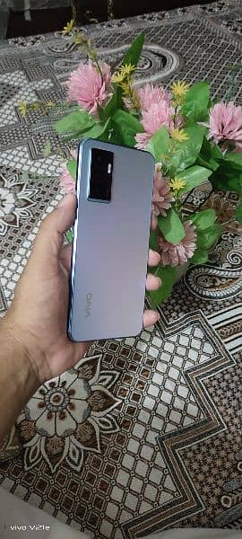 vivo v23e 8+4/128 with box ,finger in display 03*06*62*83*419 7