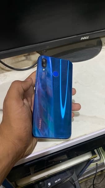 Huawei P20 Lite 4/64 0