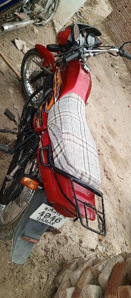 Honda prider for sale. new tayre fresh condition 1